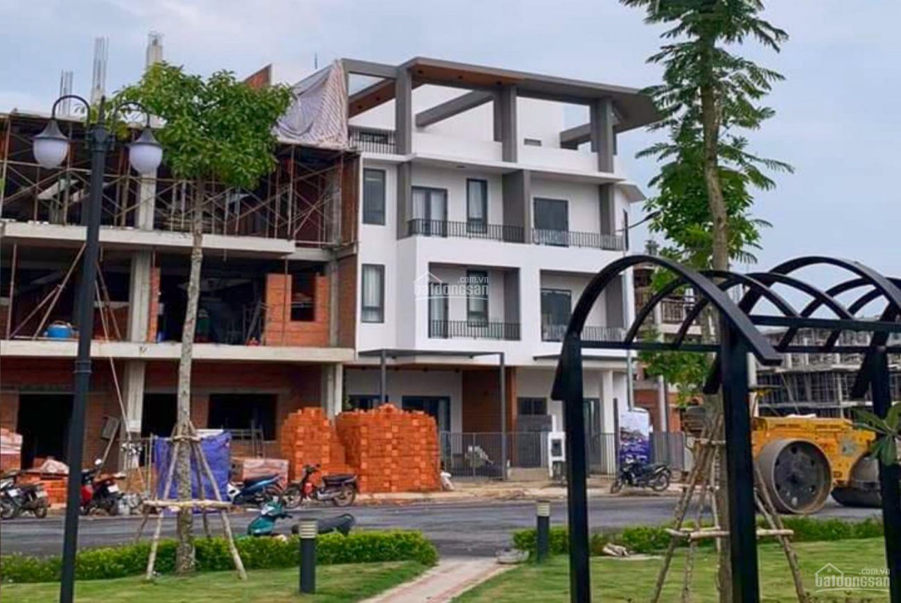 Tiến độ xây dựng nền đất khu Les Maison Bình Chánh