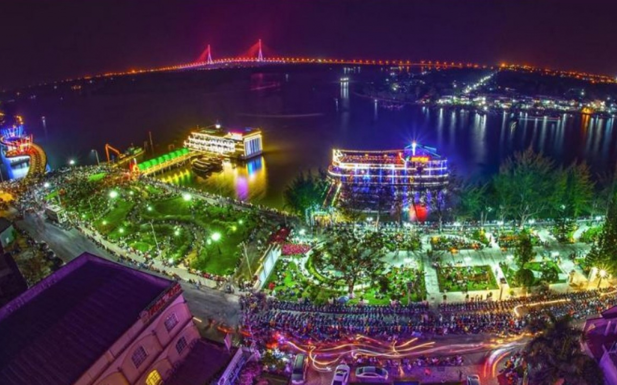 Thành phố Cần Thơ đang vương mình