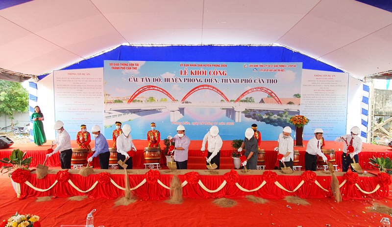 Ảnh khởi công dự án