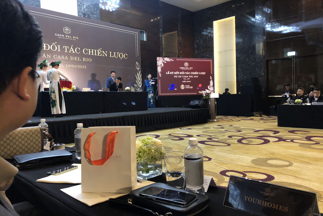 Lễ Ký Kết Đối Tác Chiến Lượt Dự Án Casa Del Rio Hòa Bình