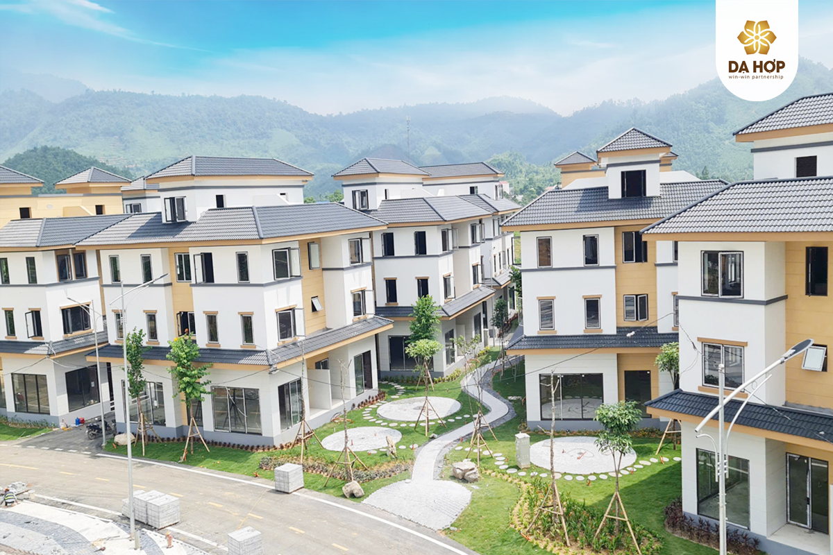 Tiến Độ Xây Dựng Mường Central Hòa Bình