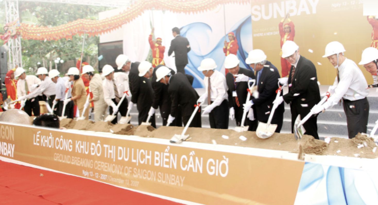 Hành trình 21 năm ròng rã của tỷ phú Phạm Nhật Vượng theo đuổi siêu dự án có tòa tháp lấn biển cao nhất thế giới